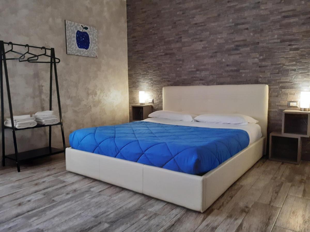 Apple Rooms Rome Airport Fiumicino Luaran gambar A room at the hotel